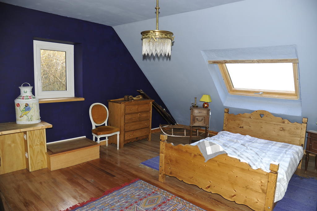 Les Fous De Bassans Bed & Breakfast Poullan-sur-Mer Room photo